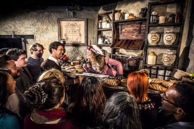 The Best Harry Potter Tour & The London Dungeons - Leicester Square to London Bridge: Filming-Locations Scenery with Low-Stress Breaks