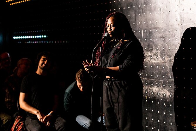 The Best in Stand Up Comedy - Comedy Shows every night of the week - The Flow of the Evening: Acts, Breaks, and MC Crowd Work