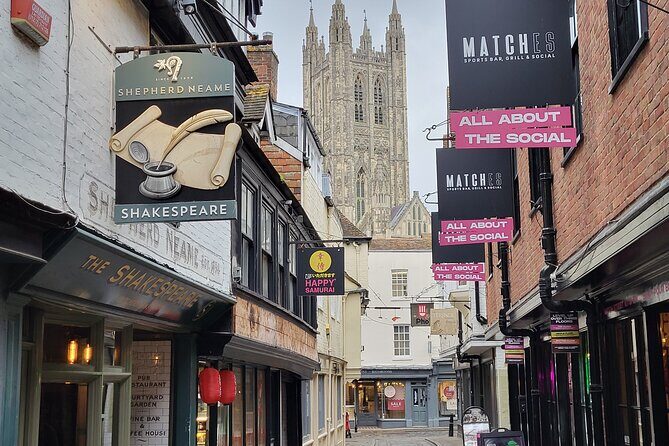 The Best of Kent: a private 3 hour minibus tour with an expert - Meet Dr Anthony Medhurst: the guide makes the history make sense