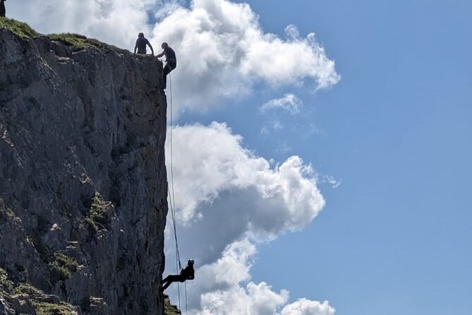 The Big One 150ft Abseiling Experience - Timing and group size: how it affects your confidence