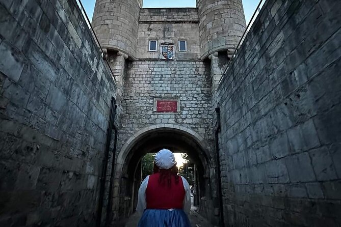 The Bloody Tour of the York Walls with Mad Alice - Your 2-hour loop: how the walking fits together