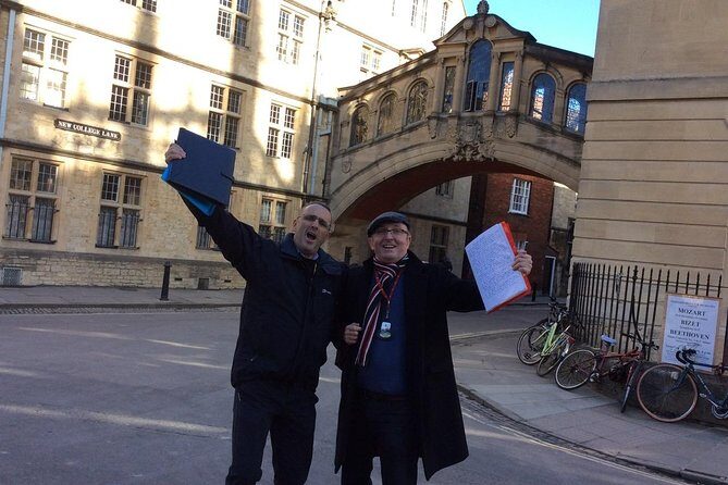 The City of Dreaming Spires: Oxford Private Day Trip from London - Getting picked up near Embankment (and staying in sync all day)