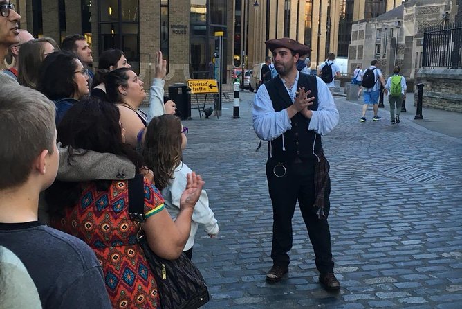 The Cloak and Dagger Tour in London - Southwark Cathedral and the Neighborhood Moods It Held