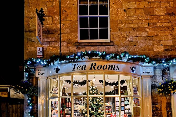 The Cotswolds Guided Day Tour from London - The guides: what you’ll notice most on this tour