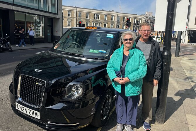 The Cotswolds Private Black Cab Tour with Hotel Pick up - Bourton-on-the-Water: bridges, shops, and the “Venice” nickname