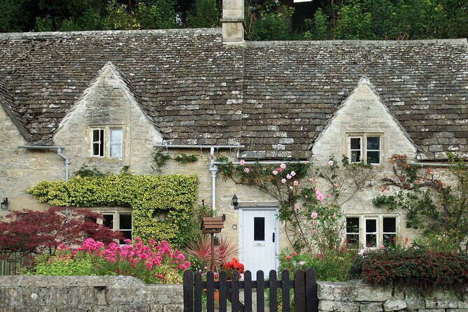 The Cotswolds Tour From Bath (Small group) - Stow-on-the-Wold for lunch and shops: the built-in reset