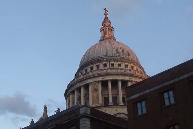 The Fading Light London Ghost Walk - Meeting and route logistics: from Cheapside to the Thames (near Monument)