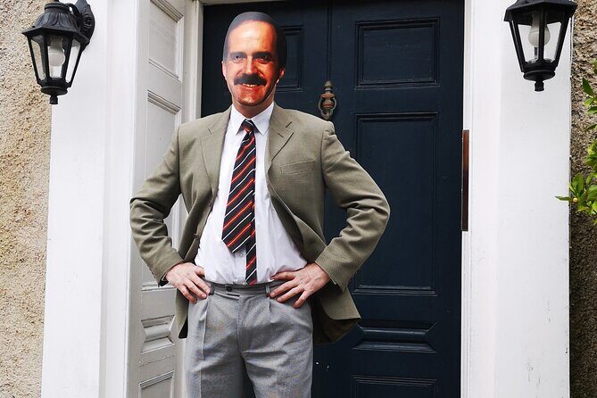 The Fawlty Tours walking experience - Interactive reenactments: acting helps the jokes land