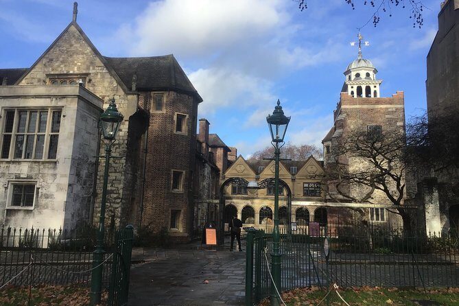 The Freemasons Tour of London - Day-of-Week Planning: Museums You Might Not See