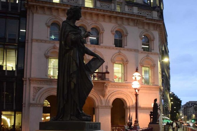The Haunted Pubs of Old London: Small Group Tour - Charterhouse Square and the Black Death: short stop, heavy impact