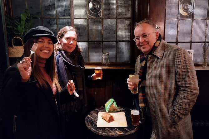 The Haunted Pubs of Old London: Small Group Tour - Cloth Fair: Bartholomew Fair, condemned last pints, and London’s oldest house