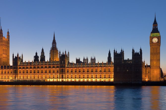 The Houses of Parliament & 30+ Top London Sights Tour - Trafalgar Square and Whitehall: Classic London Exteriors, Done Efficiently