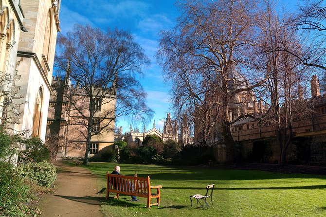 The Inklings Oxford Writers Tour - Private Groups Daily - St. Mary the Virgin Church: Lewis Preached Here, Narnia Clues Outside