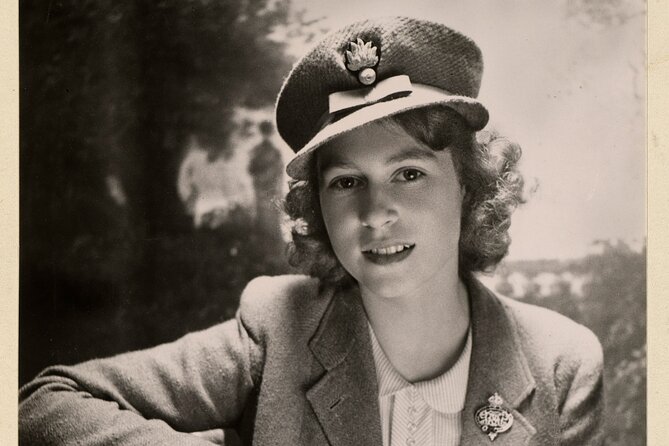The Kings Gallery - Queen Elizabeth II: Her Life in Style - Timing that works: where this fits in your day