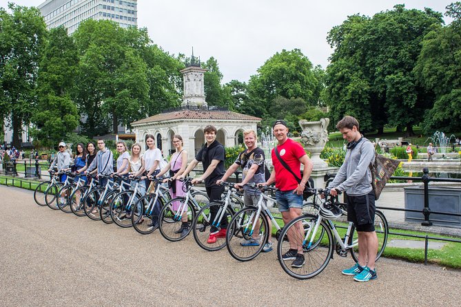 The London Landmarks, 3.5 hour Afternoon tour - Meeting on Bayswater Road and getting set up calmly