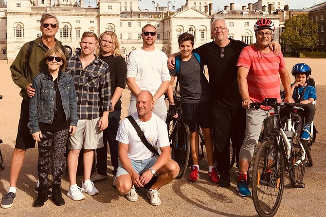 The London Landmarks. 3.5 hour Morning tour - Hyde Park and Parliament Square: where the ride feels most like London