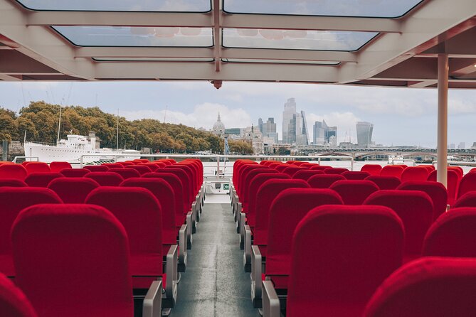 The Official Tower of London River Tour- Sightseeing River Cruise - Why the onboard guide matters more than you might think
