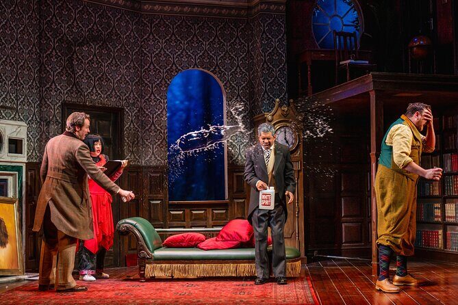 The Play That Goes Wrong in London Theatre - Why this Mischief Theatre farce works so well