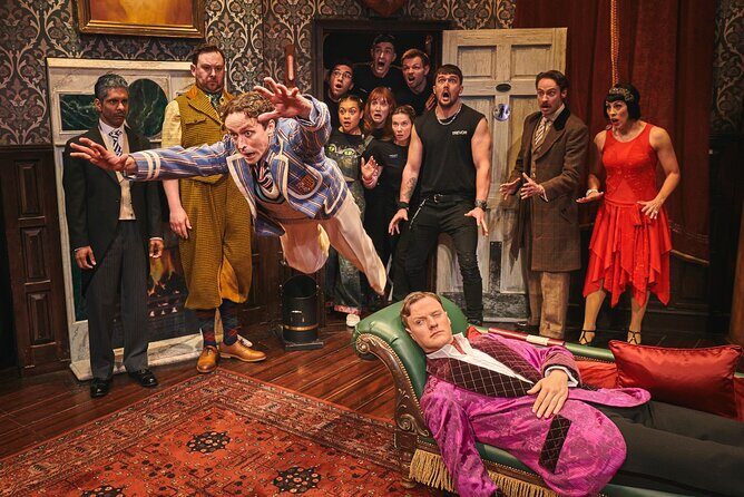 The Play That Goes Wrong in London Theatre - Tickets and value: what $34.27 really buys you