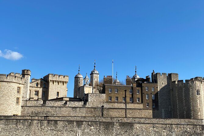 The Tower of London - Small Group Tour with a Local Expert - White Tower and the Royal Armouries: start with the fortress core