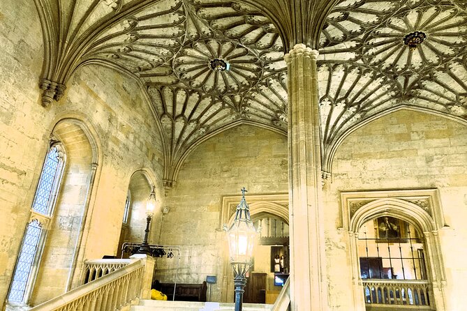 The wonders of Christ Church Oxford: Private Tour - Inside Christ Church Cathedral: 15th-Century Vaults, St Frideswide, and Stained Glass