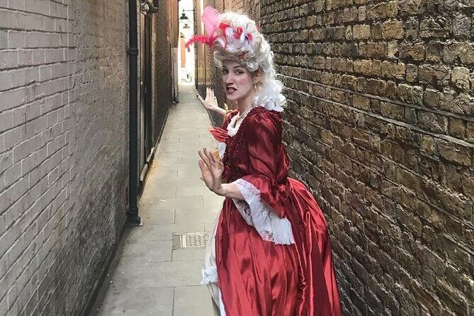 Theatrical Walking Tour with Harlots, Strumpets and Tarts - The underbelly theme: “harlots, strumpets and tarts” in context