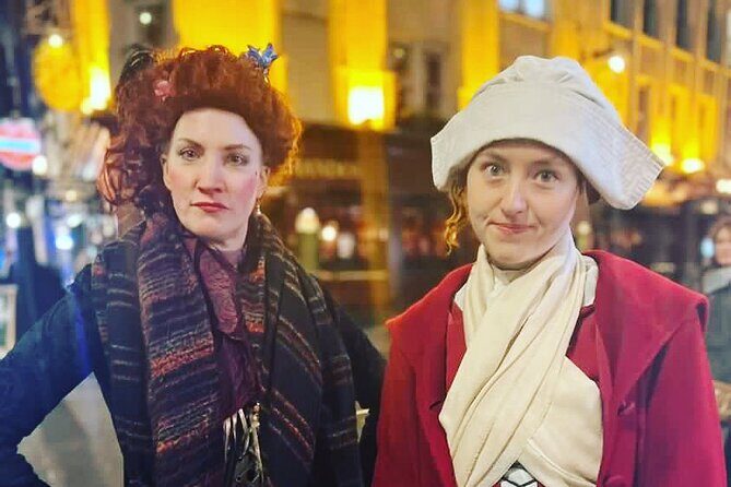 Theatrical Walking Tour with Harlots, Strumpets and Tarts - Covent Garden in character: the street play feel with real people energy