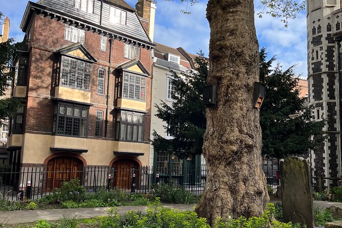 Thomas Cromwell’s Wolf Hall Tudor London Walking Tour - Stops 8–11: Tudor theatre history, the Henry VIII divorce plot, and the shift into the City