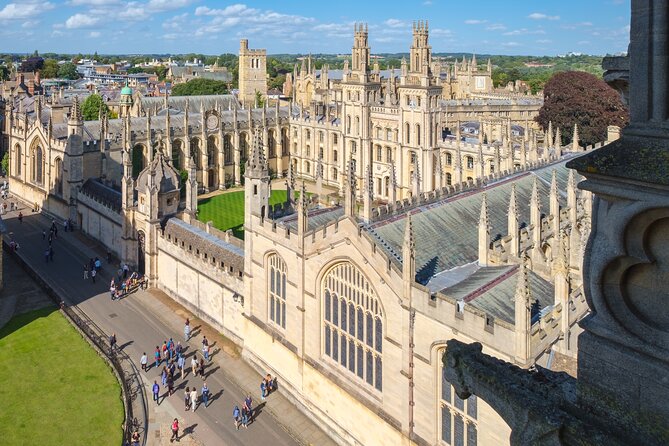 Top 10 Oxford Highlights with Divinity School and New College - Broad Street and the Sheldonian Theatre: you get the view, not the ticket lines
