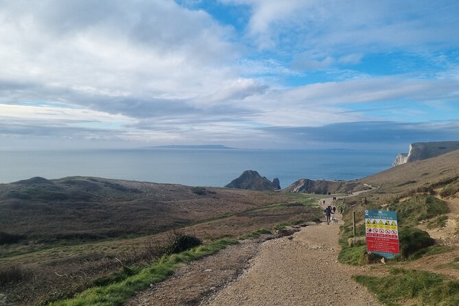 Tour of East Dorset-Durdle Door, Corfe Castle, Lulworth & more. - Key highlights worth your attention