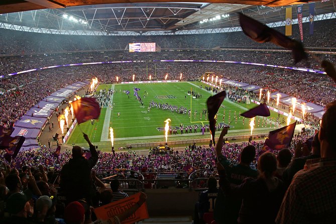 Tour of Wembley Stadium in London - Guides and group energy: the difference between a tour and an experience