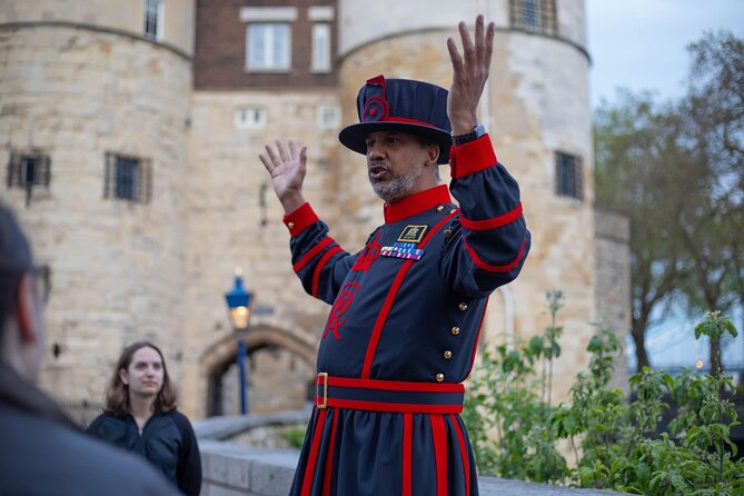 Tower of London After Hours Tour with Beefeater & Keys Ceremony - Why this after-hours Tower of London feels different at 8:30 pm
