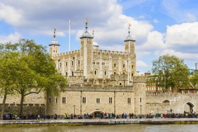 Tower of London and Crown Jewels Exhibition Ticket - White Tower, Armories, Bloody Tower, and Traitors’ Gate Stops