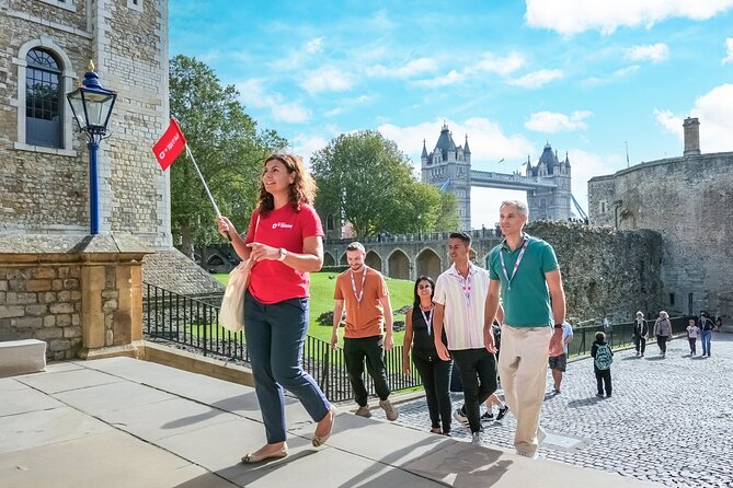 Tower of London: Guided Tour with Thames River Cruise - The Tower of London Walk: Stories, Ravens, Beefeaters, and the White Tower