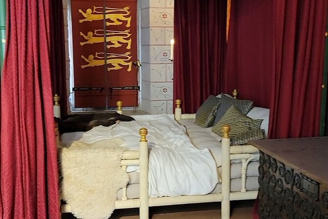 Tower of London: Guided Tour with Thames River Cruise - Should You Book This Tower and Thames Tour?
