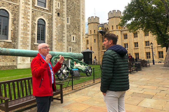 Tower of London: Opening Ceremony & Early Crown Jewels Access - Group size, tour length, and the “rhythm” of your day