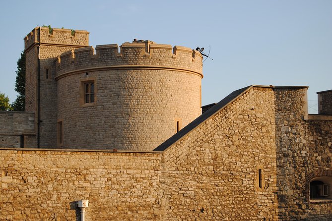 Tower of London Private Guided Tour - The Tower as a working machine of power, not just a dark attraction