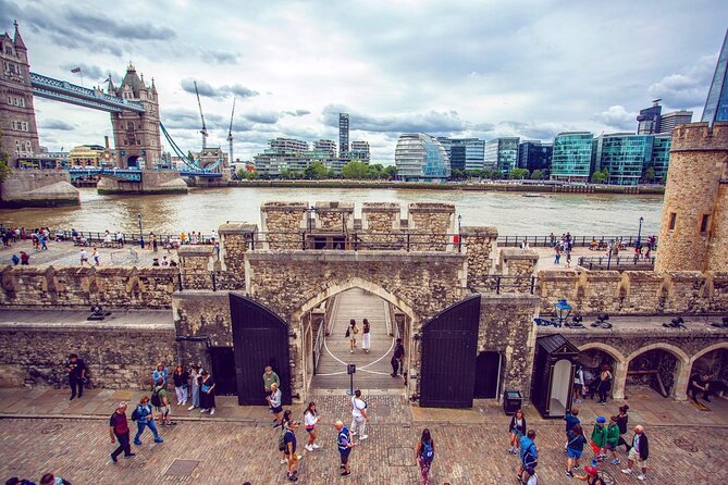 Tower of London Ticket with Audio Guide and Unlimited Entry Time - Who This Experience Suits Best (And Who Might Want Another Option)