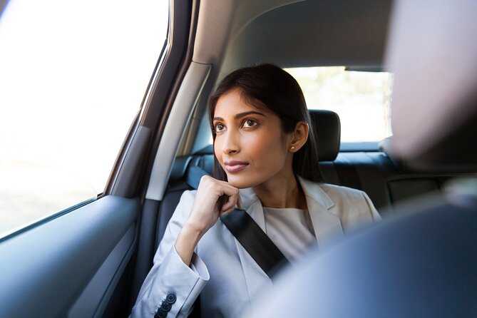 Transfer from London City Airport to Central London - Mobile ticket and confirmation: less paperwork, less stress