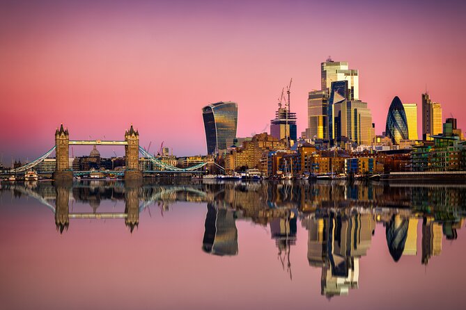 Transfer from London City Airport to Central London - Meet and greet at London City Airport: faster than hunting