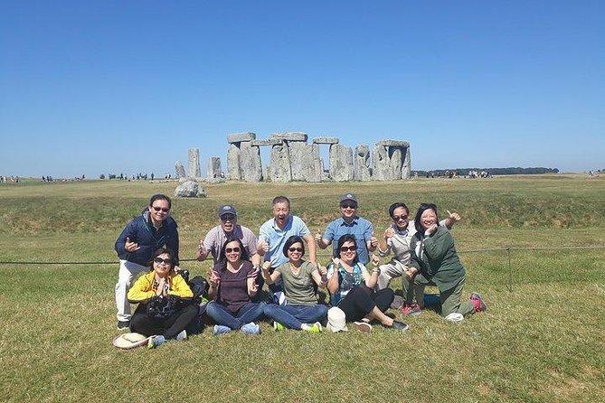 Transfer from Southampton to Heathrow via Stonehenge and Windsor - The guides, the vehicle comfort, and what you’re really paying for