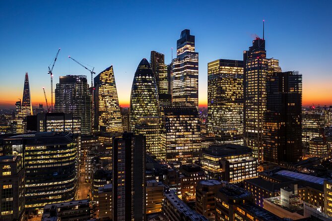 Transfer To or From London Heathrow Airport to Central London - The Ride Itself: Comfort, A/C, and Getting Through London Traffic