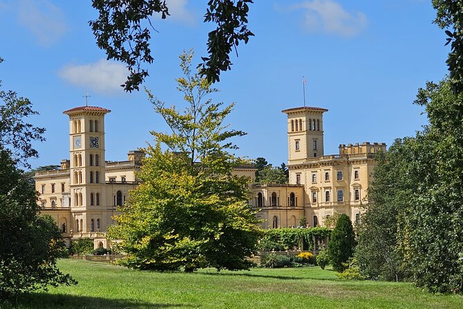 Transfers between Southampton and London via famous attractions - Personalized Southampton pickup that avoids the usual hassle