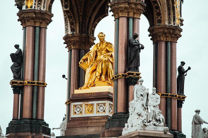 Treasures of London: The Royal Family Private Tour - Trafalgar Square and the Embankment: Nelson’s Column + contemporary art