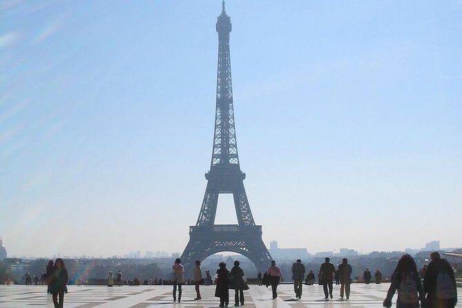 Trip to Paris with Seine Cruise, Bus Tour and Travel Card - Eurostar to Paris: fast, guided by timing, still your schedule