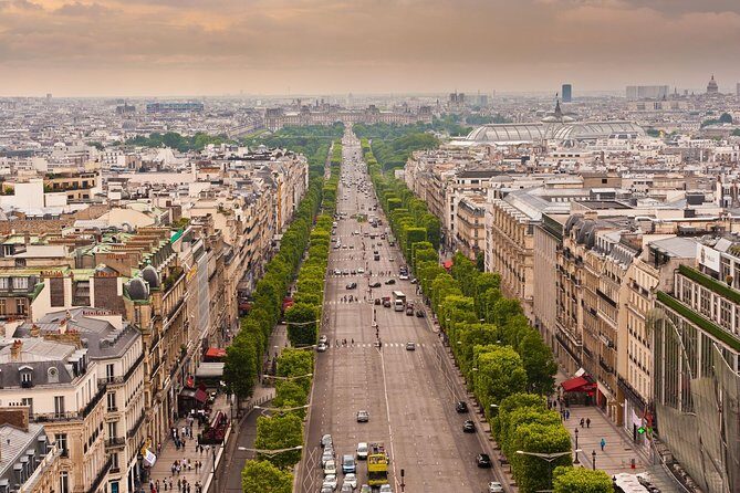 Trip to Paris with Seine Cruise, Bus Tour and Travel Card - Louvre area and Notre-Dame: dramatic pass-bys with real-world timing