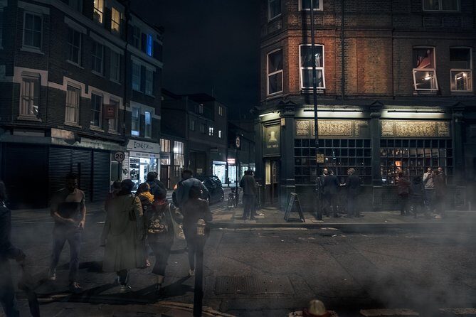 Ultimate Jack the Ripper : Guided Tour of London - The Ten Bells Ending: Your Last Step and a Clear Exit
