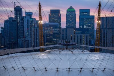 Up at The O2:Twilight Climb with Guided Tour with Panoramic Views - Safety gear and the briefing: how the tour sets you up to feel steady