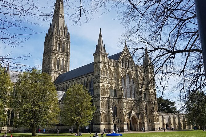 Visit Stonehenge and Salisbury from Southampton - Stonehenge stop: what to expect at the ancient monument