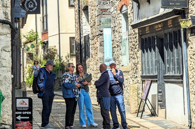 Walking Tour Experience in Plymouth - Elizabethan House area: understanding change over 400 years